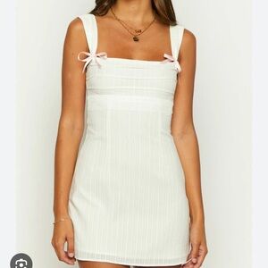 NWT White Tie Back Short / Mini Dress